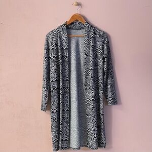 Fashion Dazzle Black & Light Gray Tribal Print Open Front Cardigan GUC Size XS